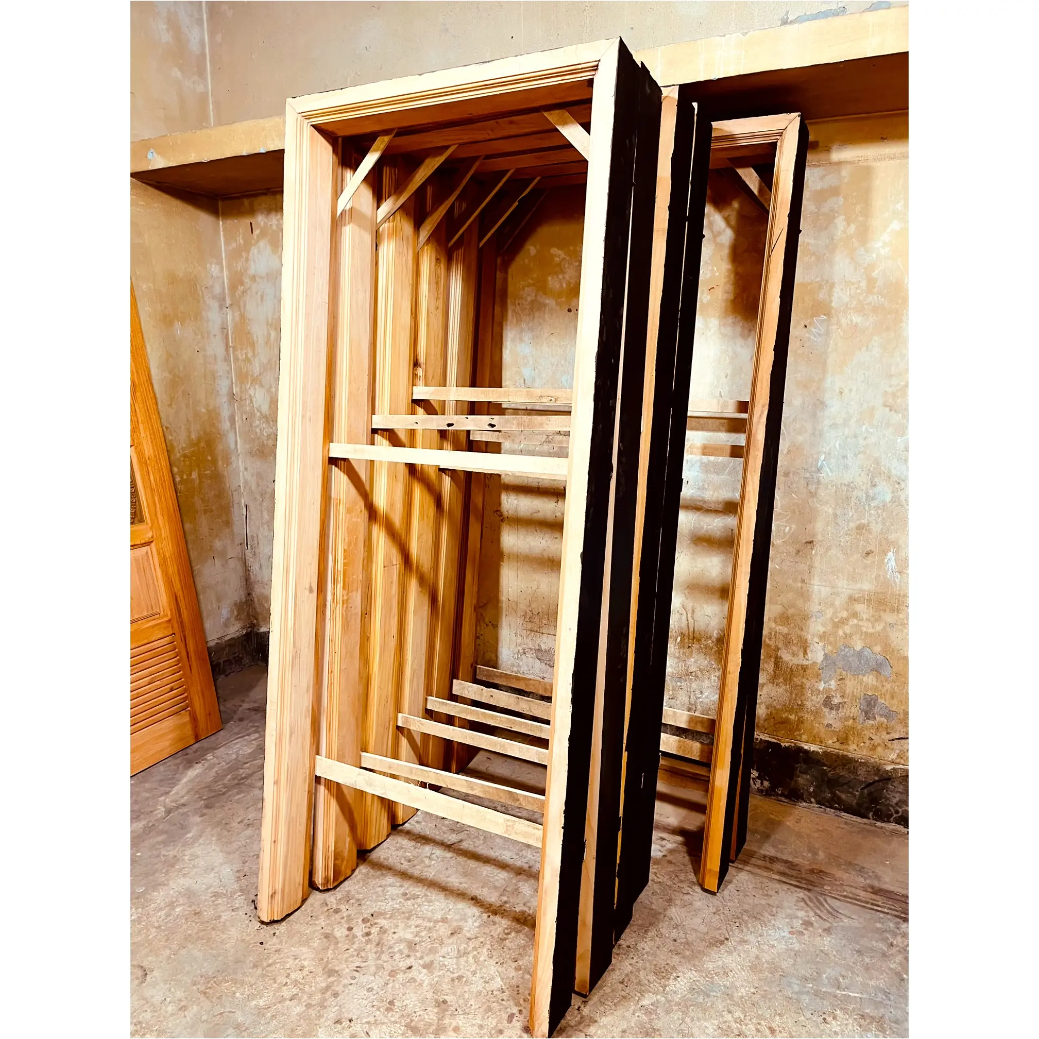 KDC 58 Meheguny Regular Wooden Frame